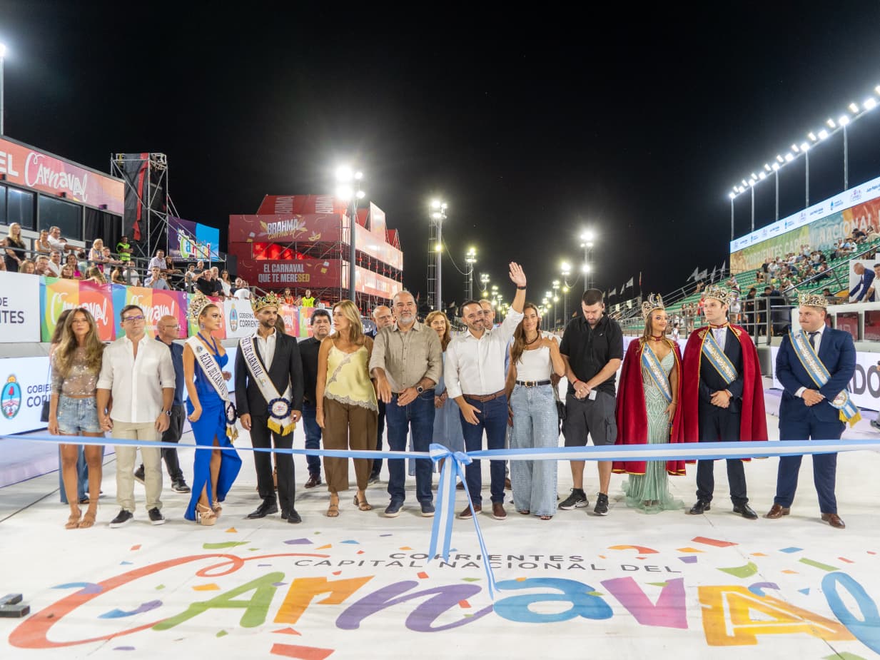Con una noche inaugural exitosa, Corrientes refuerza su posicionamiento turístico a través del carnaval